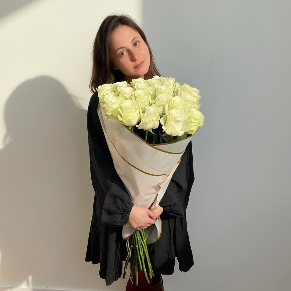 Ramo de 25 rosas blancas, 25 rosas (foto 4)